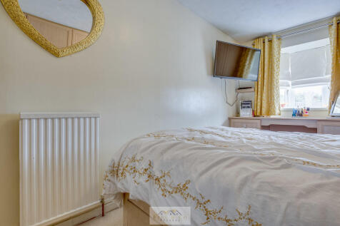 Bedroom 1.1