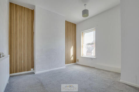 Bedroom 2.1