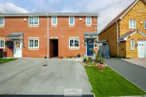 Front of house 1....