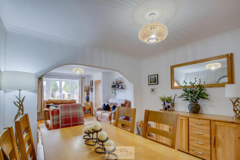 Dining room 1.3