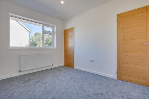 Bedroom 2.2