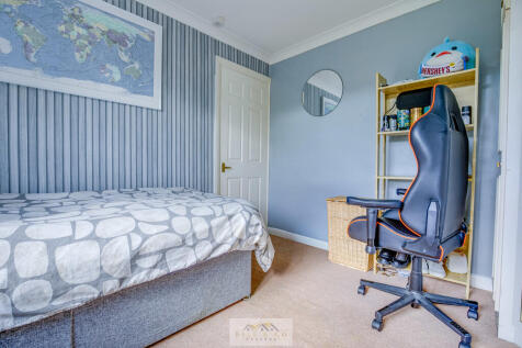 Bedroom 2.13