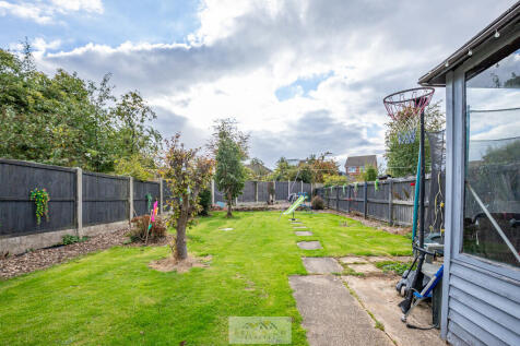Back garden 1.2