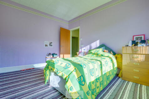 Bedroom 2.1