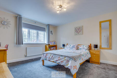 Bedroom 2.1