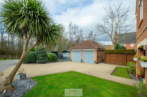 Front garden 1.1
