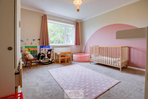 Bedroom 2.1