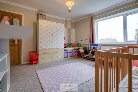 Bedroom 2.2