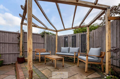 Back garden 1.4
