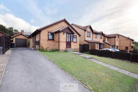 Front of house 1....