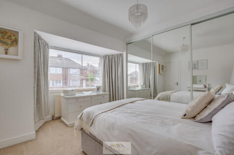 Bedroom 1.1