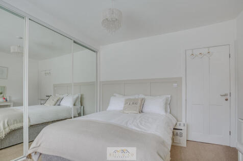 Bedroom 1.2