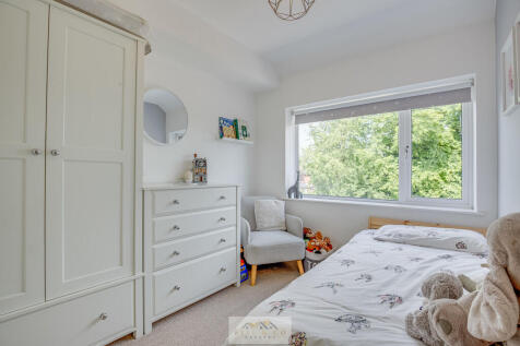 Bedroom 2.2