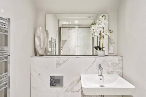 En-Suite Shower