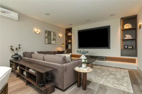 Show Home Cinema