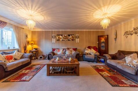 5 Snatchwood Court-29.jpg