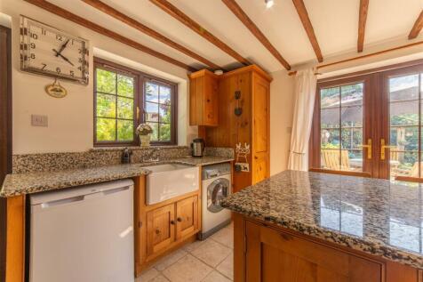 Wisteria Cottage-24.jpg