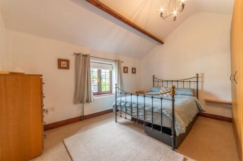 Wisteria Cottage-4.jpg