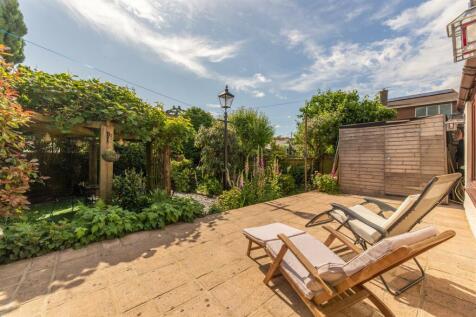 Wisteria Cottage-31.jpg