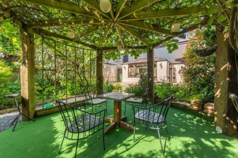 Wisteria Cottage-34.jpg