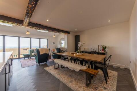 33 Greenwood Drive-23.jpg