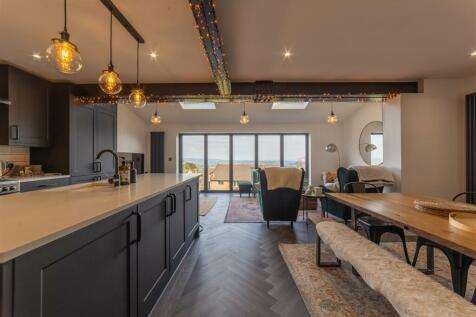 33 Greenwood Drive-24.jpg