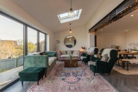 33 Greenwood Drive-31.jpg