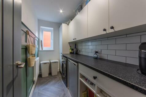 33 Greenwood Drive-33.jpg
