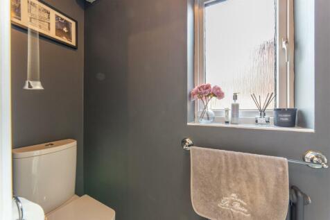 33 Greenwood Drive-19.jpg