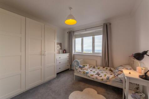 33 Greenwood Drive-11.jpg