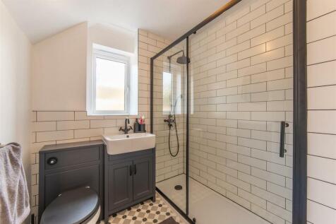 33 Greenwood Drive-13.jpg