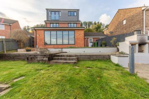 33 Greenwood Drive-41.jpg
