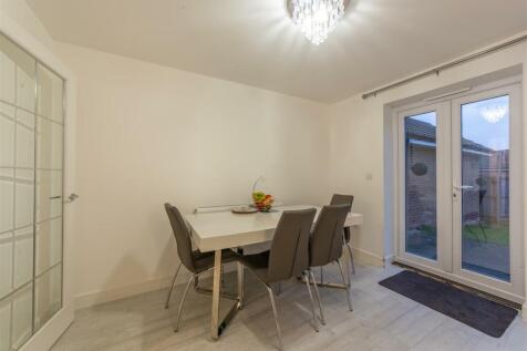 86 Coed Y Garn-16.jpg