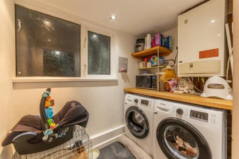 2 Wainfelin Avenue-17.jpg