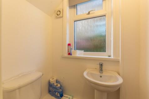 16 Clark Avenue-15.jpg