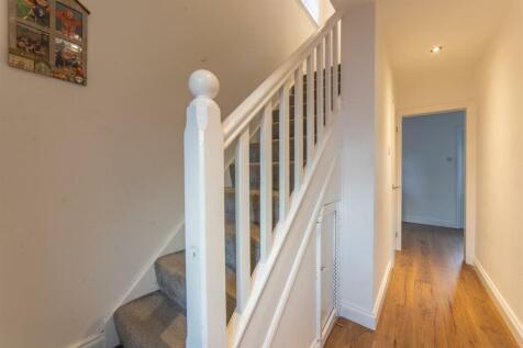 16 Clark Avenue-7.jpg