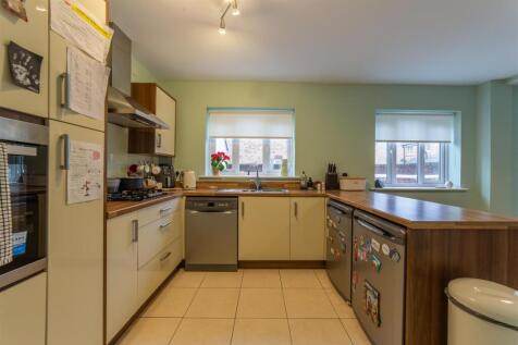 133 Parc Panteg-20.jpg