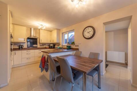 136 Edlogan Way-36.jpg