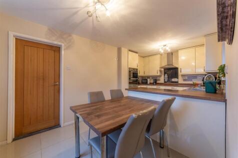 136 Edlogan Way-39.jpg