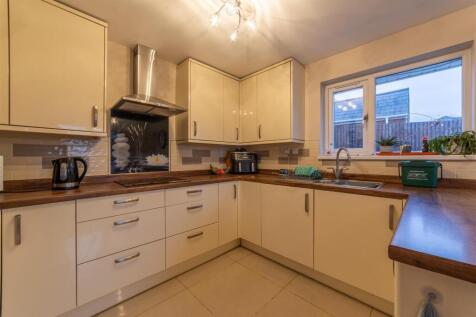 136 Edlogan Way-37.jpg