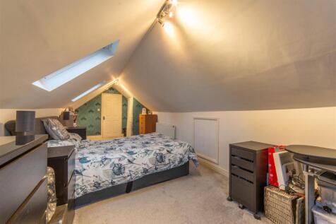136 Edlogan Way-22.jpg