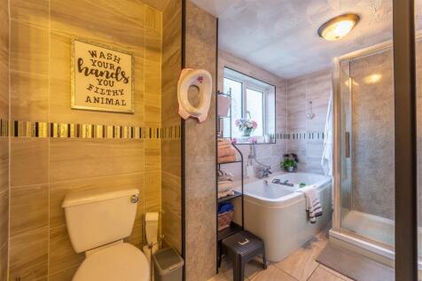 697 Monnow Way-11.jpg