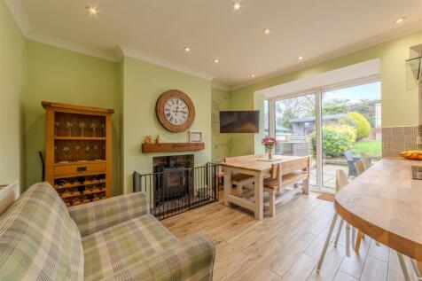 15 Beechcroft Road-17.jpg