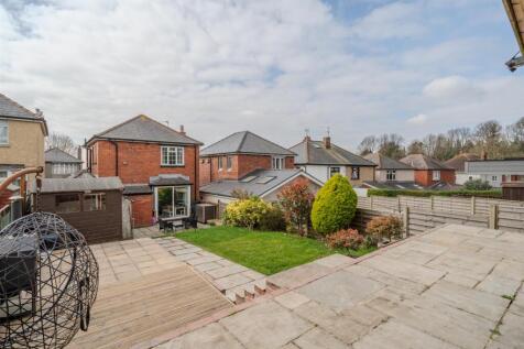 15 Beechcroft Road-7.jpg