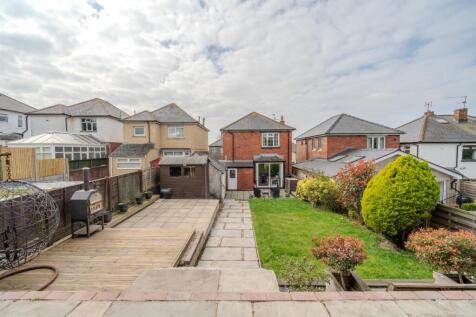 15 Beechcroft Road-8.jpg