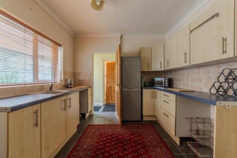 37 Wainfelin Road-12.jpg
