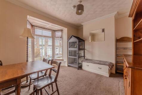 37 Wainfelin Road-9.jpg