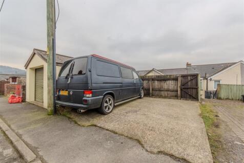 37 Wainfelin Road-21.jpg