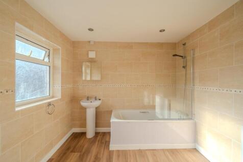 70 Hanbury Road-9.jpg