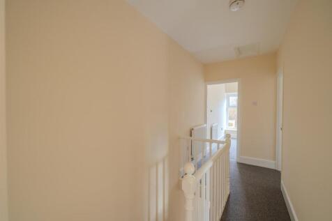 70 Hanbury Road-12.jpg